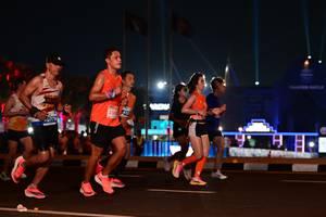 BIB: 40779
                            <button type="button" onclick="openModal(15087257)" class="btn btn-primary btn-sm float-right btn-popup" data-toggle="modal" data-target=".modal-high-quality">
                        <i class="fas fa-shopping-cart"></i> Add to Cart
                    </button>
                                            <button type="button" onclick="isThisMe(15087257, true)" class="btn btn-success btn-sm float-right btn-popup btn-isme hidden" data-toggle="tooltip" data-placement="bottom" title="นี่คือรูปของคุณใช่ไหม คลิกที่นี่เพื่อเอาเข้าอัลบั้ม">
                        <i class="fas fa-plus"></i> Add to album
                    </button>
                    <button type="button" onclick="isThisMe(15087257, false)" class="btn btn-warning btn-sm float-right btn-popup btn-isnotme hidden">
                        <i class="fas fa-ban"></i> Remove from album
                    </button>